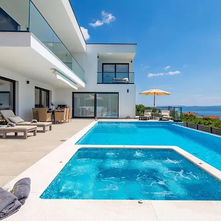 Holiday home Cozy In With Sauna Crikvenica