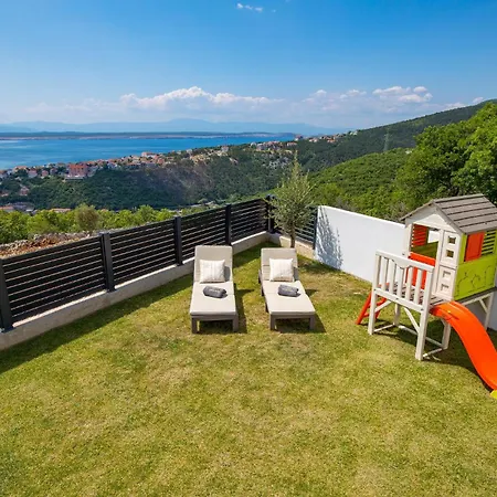 Cozy In With Sauna Crikvenica