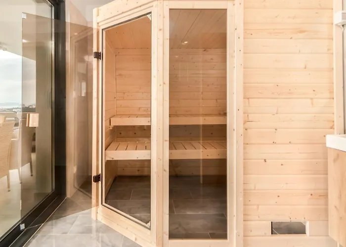 Cozy In With Sauna *